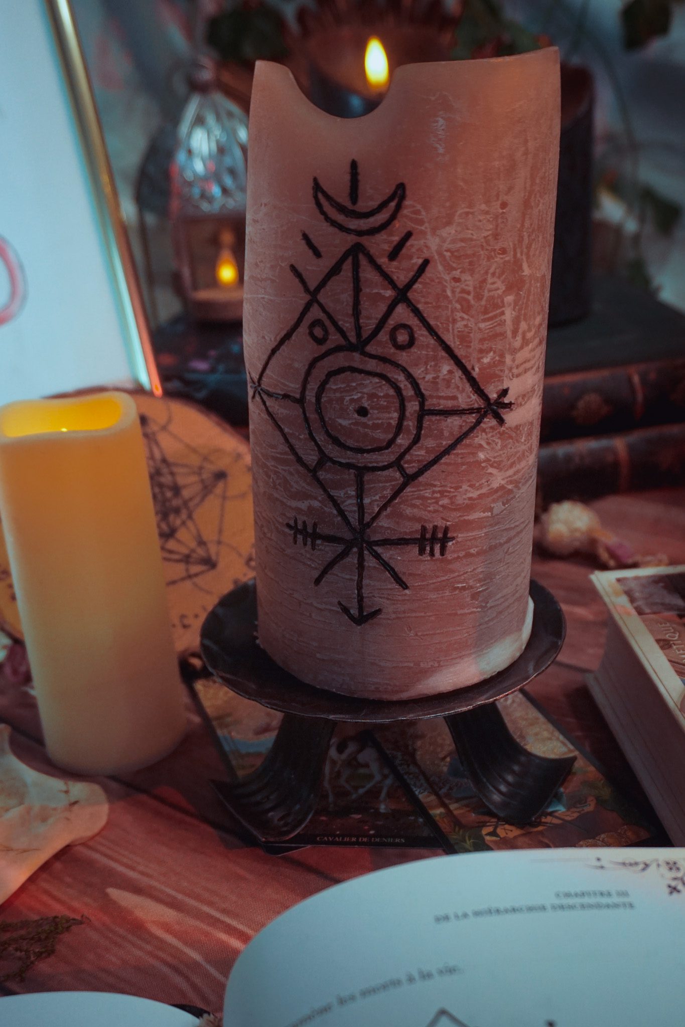 Support pour bougie rituelle – Image 5