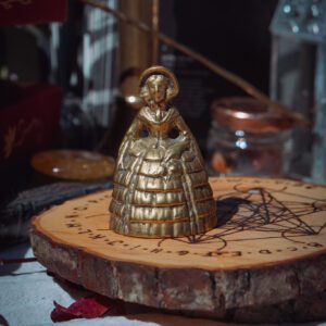 Clochette dame victorienne